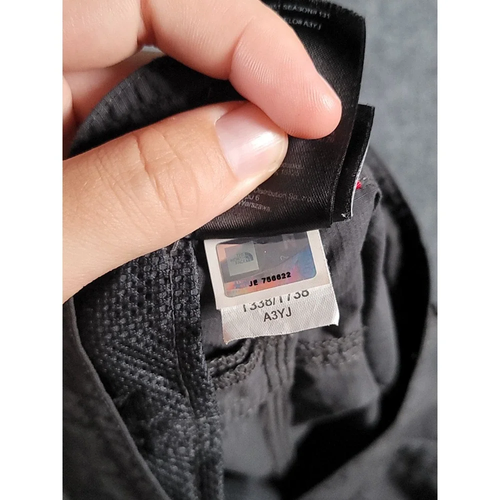 The North Face Shorts Mens Size 32 Gray Hiking Outdoor Nylon Gorpcore Camping 9